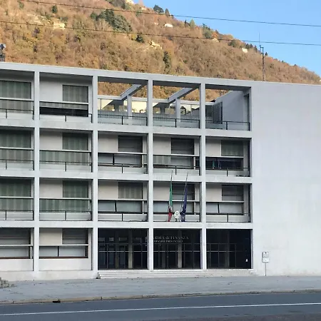 La Corte Di 3*