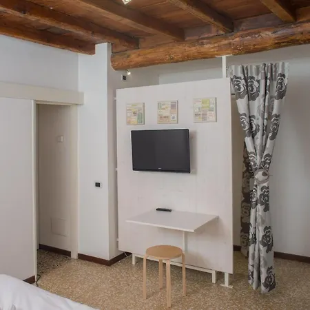 La Corte Di Apartmanhotel Cernobbio